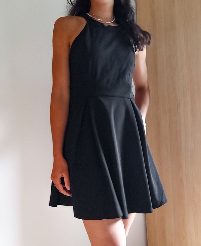 Vestito nero elegante