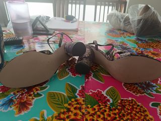 Sandalias New Look T.40 estampadas