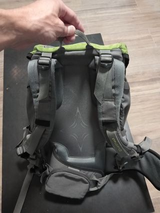 Mochila Quechua Forclaz 40L trekking