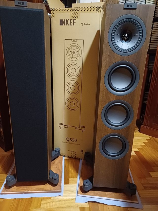 KEF Q550 - Altavoces Marrón