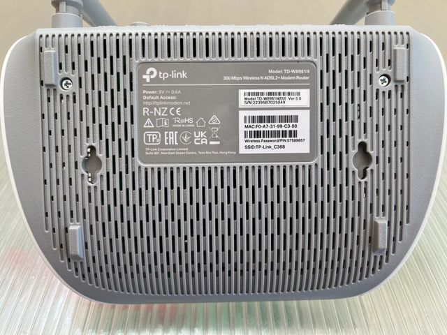 TP-Link TD-W8961N 300Mbps WiFi Modem Router