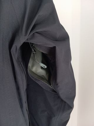 Chaqueta Mammut Gore-Tex negra
