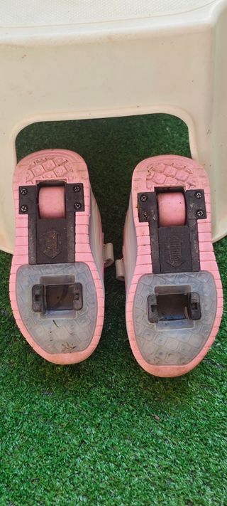 Zapatillas LED ruedas niña