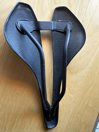 Sillín carbono Berk Lupina 150