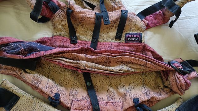 Mochila portabebés Emeibaby