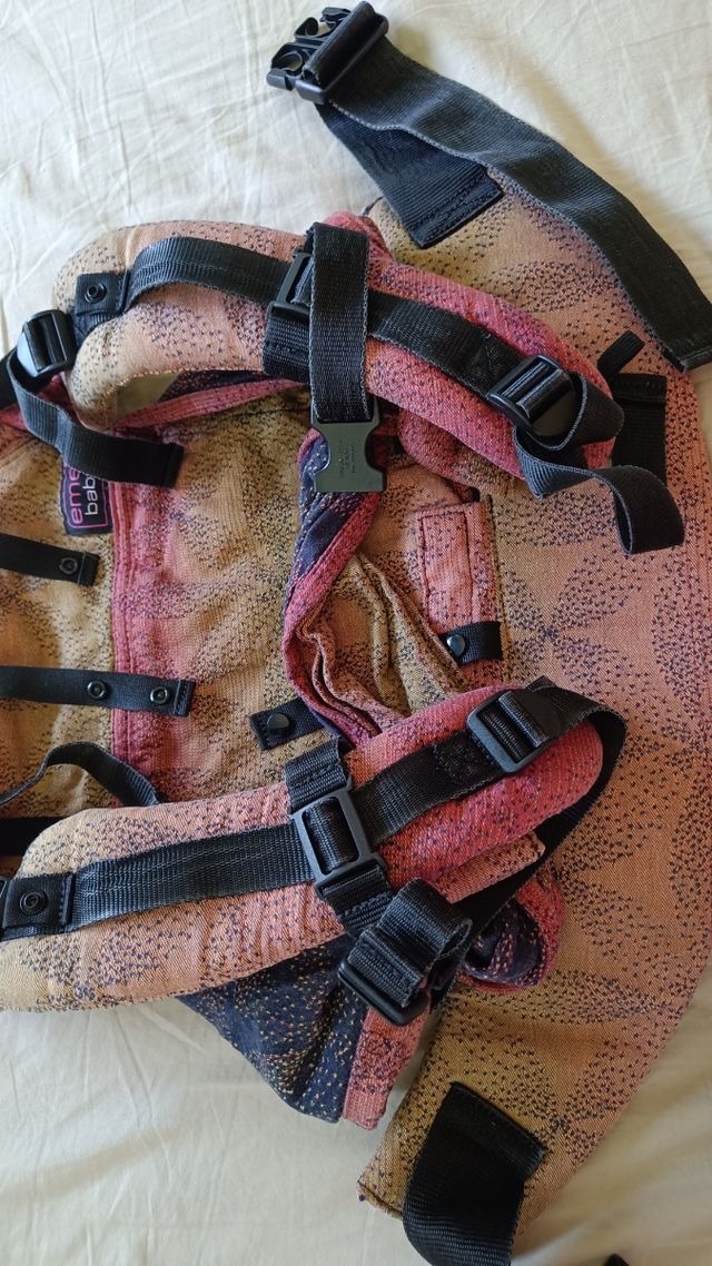 Mochila portabebés Emeibaby