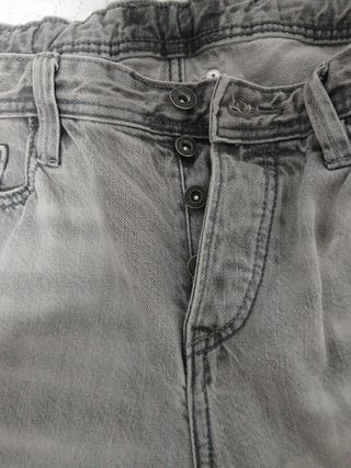 Shorts vaqueros grises hombre