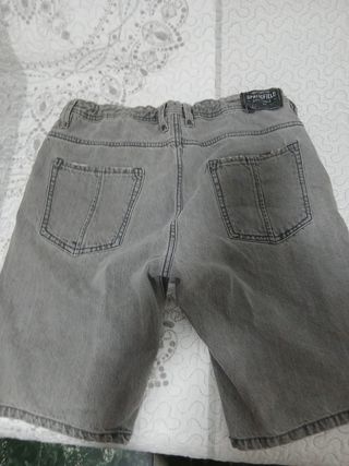Shorts vaqueros grises hombre