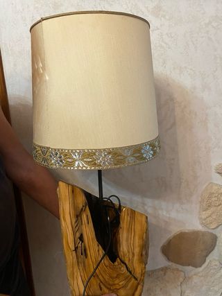 Lampada in legno