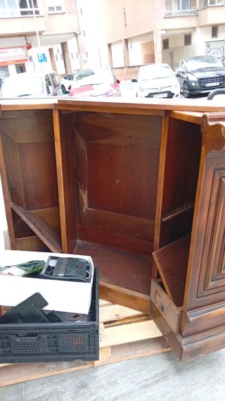 Barra bar + 2 taburetes madera