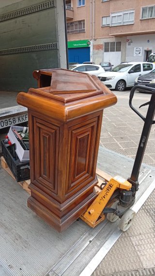 Barra bar + 2 taburetes madera