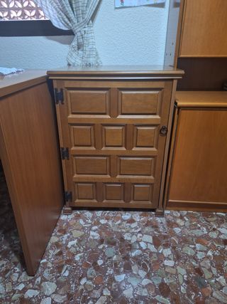 Máquina coser SINGER antigua con mueble