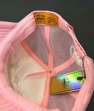Cappellino Corteiz rosa