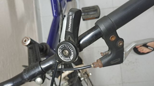 Bicicleta niño Mount Gambier.
Tiene 9 cambios.