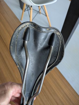 Sillín sellé Italia SLR con railes de Ti