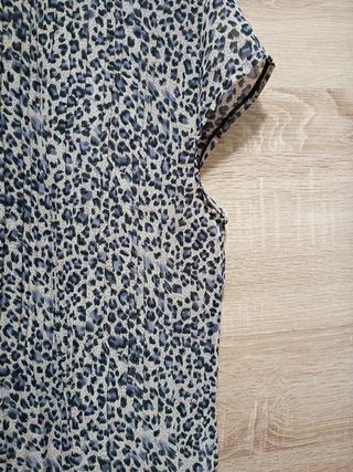 Blusa Vintage manga corta animal print 