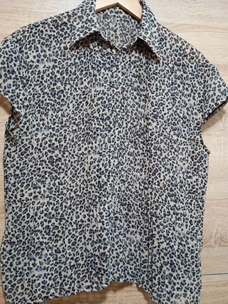 Blusa Vintage manga corta animal print 