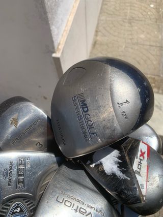 Conjunto de palos de golf usados