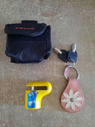 Lucchetto bloccadisco Moto RMS con portachiavi