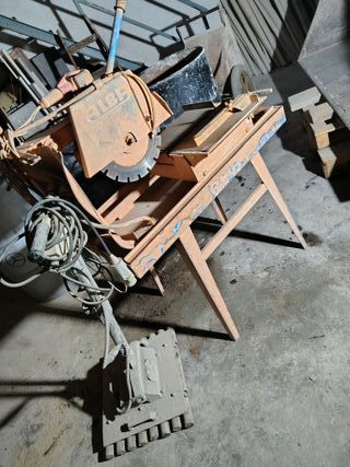 Mesa corte albañilería - motor trifásico