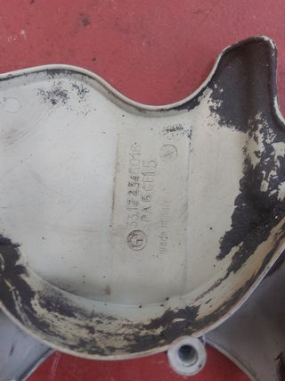 Tapa piñón BMW F650GS 1998