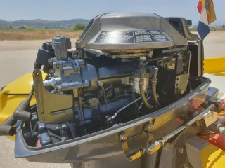 CAMBIO,VENDO.Embarcación neumática/ Zodiac 15/25cv
