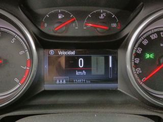 Opel Astra Dynamic S&S