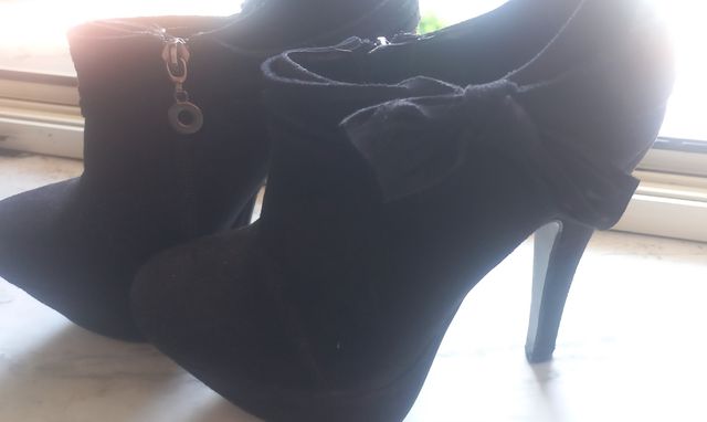 Décolleté nere con tacco alto