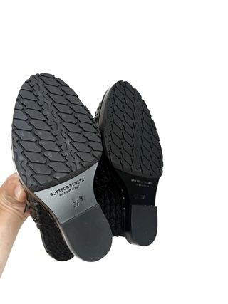 Sandalias de cuña en charol de Bottega Veneta – 37