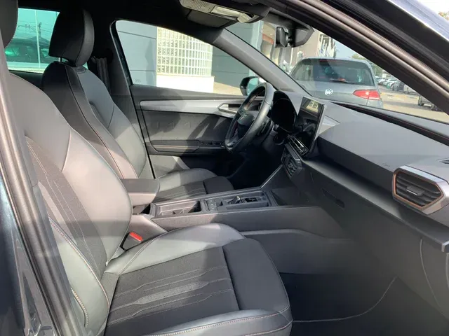 CUPRA Leon 2024