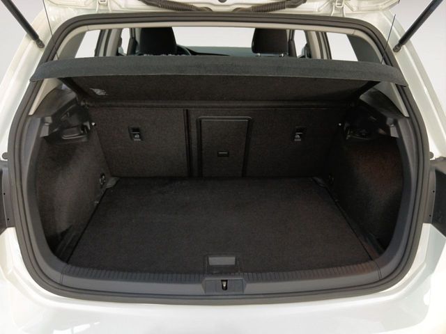 Volkswagen Golf Sport R Line