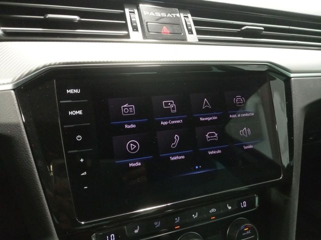 Volkswagen Passat 2.0 TDI BlueMotion Tech. R-Line
