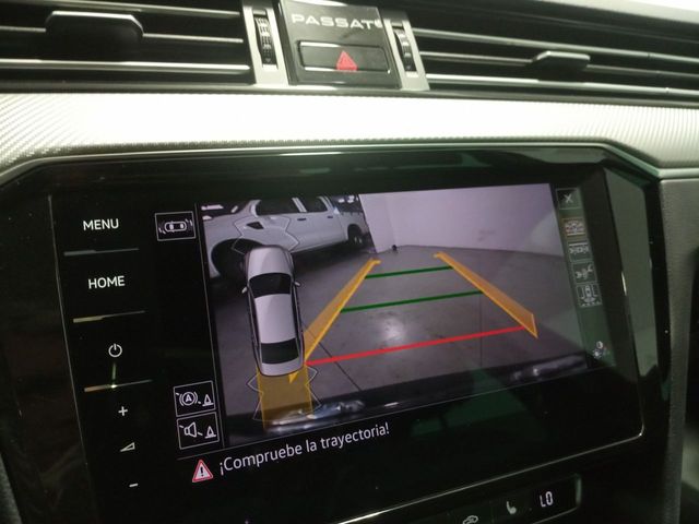 Volkswagen Passat 2.0 TDI BlueMotion Tech. R-Line