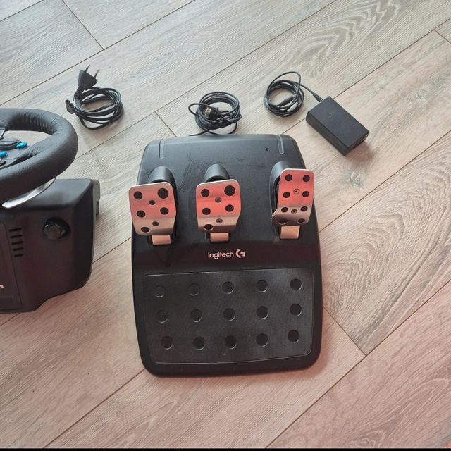 Volante Logitech G29 PS4 PS5 PC
