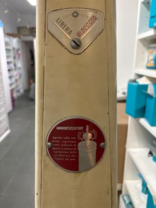 Báscula Dina Vandonini Antigua