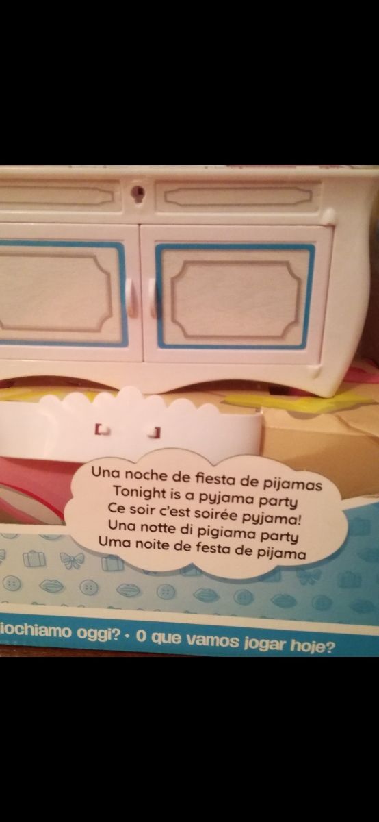 Nancy - Una Noche de Fiesta de Pijamas.