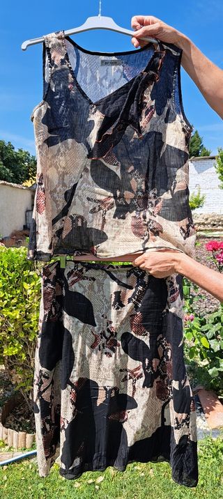 Conjunto falda y top beige y negro
