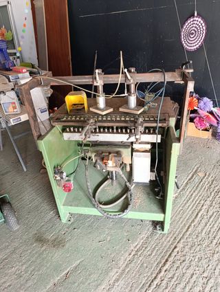Máquina carpintería industrial
Taladro múltiple