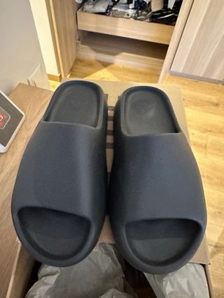 Adidas Yeezy Slide Onix - Talla 42