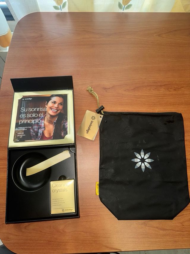 Caja y Bolsa Original Invisaling