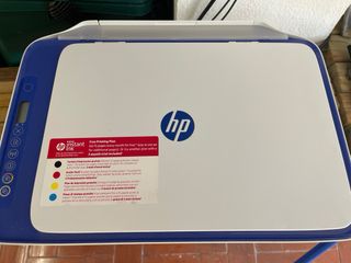 Impresora HP DeskJet 2735
