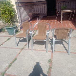 Sillas aluminio mimbre - 20 unidades