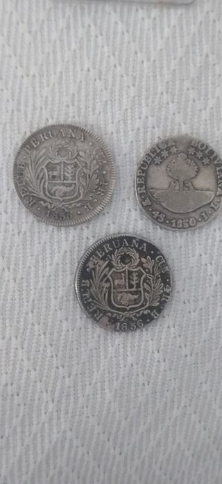 3 Monedas Plata Bolivia-Perú 1830-1836.