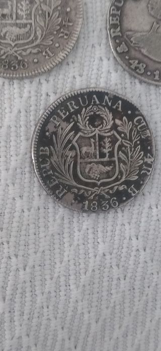 3 Monedas Plata Bolivia-Perú 1830-1836.