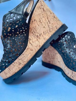 Sandalias cuña negras