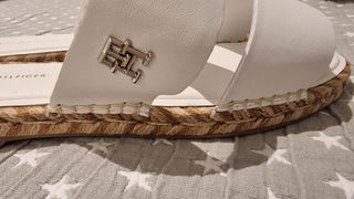 Sandalias Tommy Hilfiger blancas