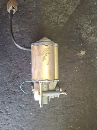 Motor de limpia seat 600