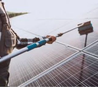 Servicios limpieza placas solares + antipalomas