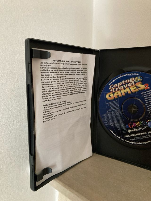 Laptop Travel & Games - eGames PC Game