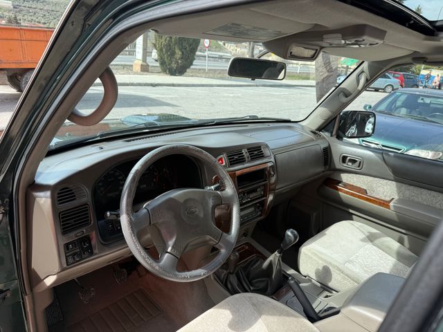Nissan Patrol 2000